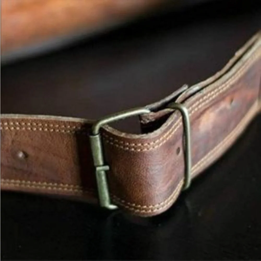 NEW Gorgeous Vintage Leather Messenger/Crossbody Bag